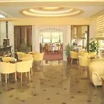 Diplomat Готель