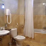 Готель Diplomat 4*
