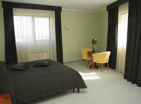 Hotel Diplomat 4*