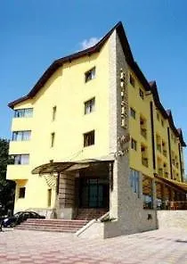 Diplomat Bucarest