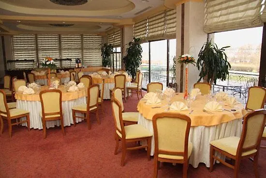 Diplomat Bucarest